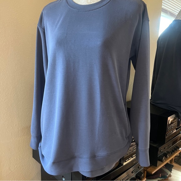 Cascade Collective Charcoal Gray Crewneck - Picture 1 of 7